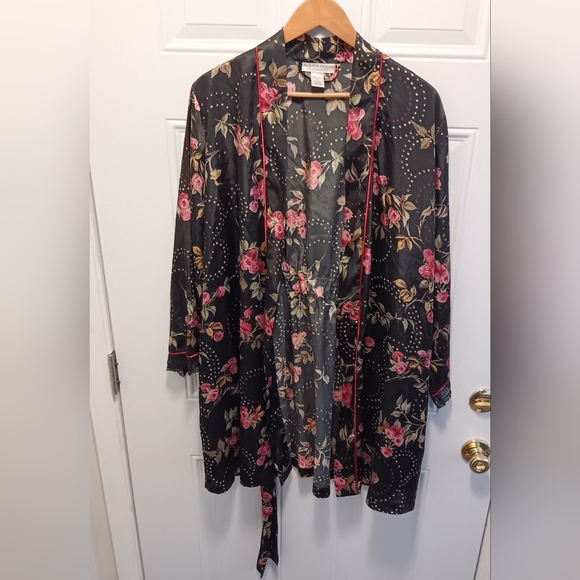 Robe Morgan Taylor Intimates XL Floral Dark Romantic Lace - Picture 1 of 7